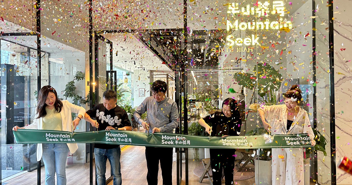 西安尊龙凯时百货永宁门店